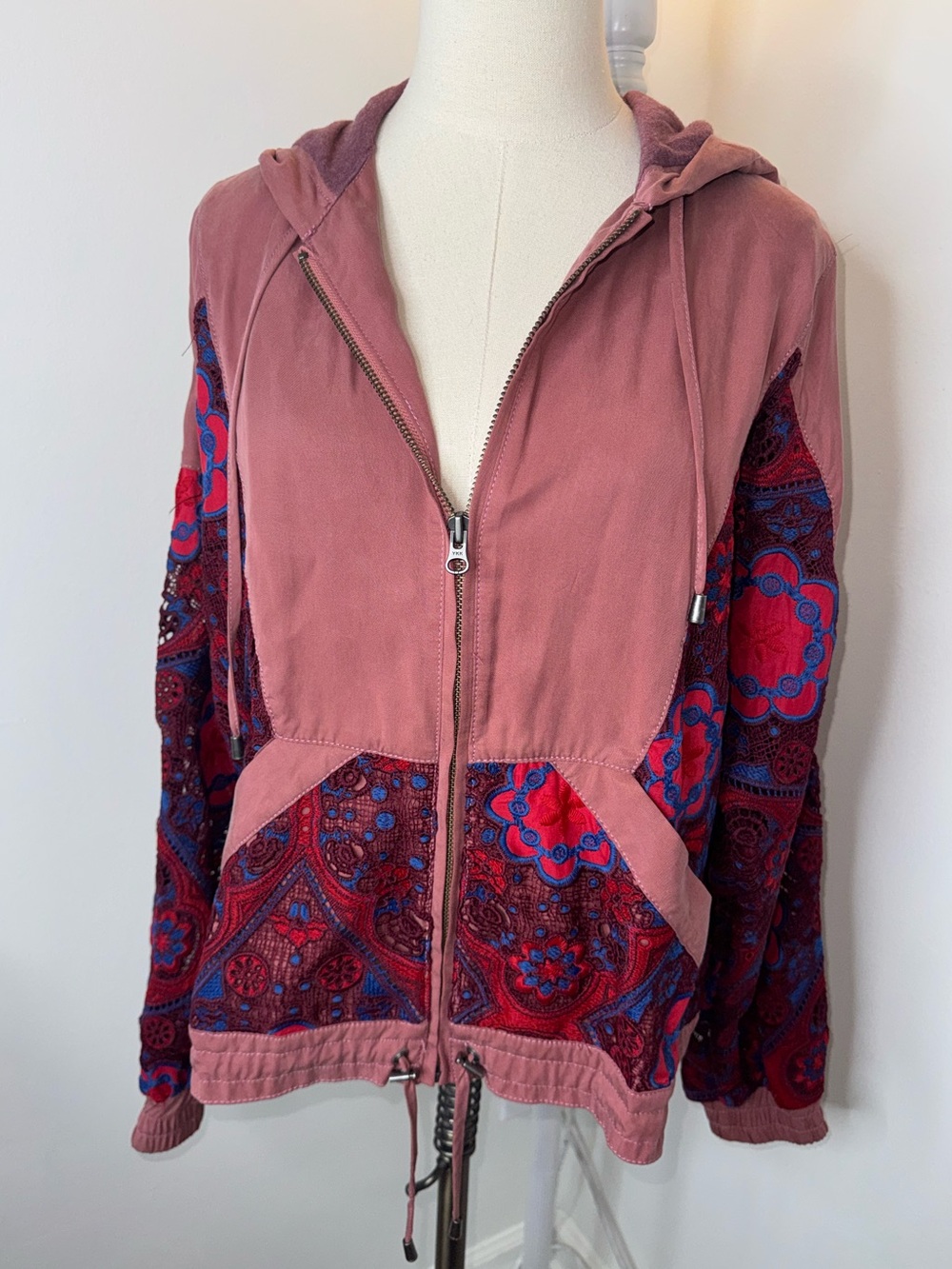 Free People Women’s XS Magpie Pink Red Eyelet Oversized Jacket RARE